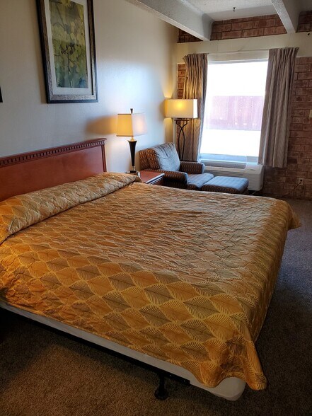 More Photos Of 15225 US-385, Julesburg Hotel For Sale