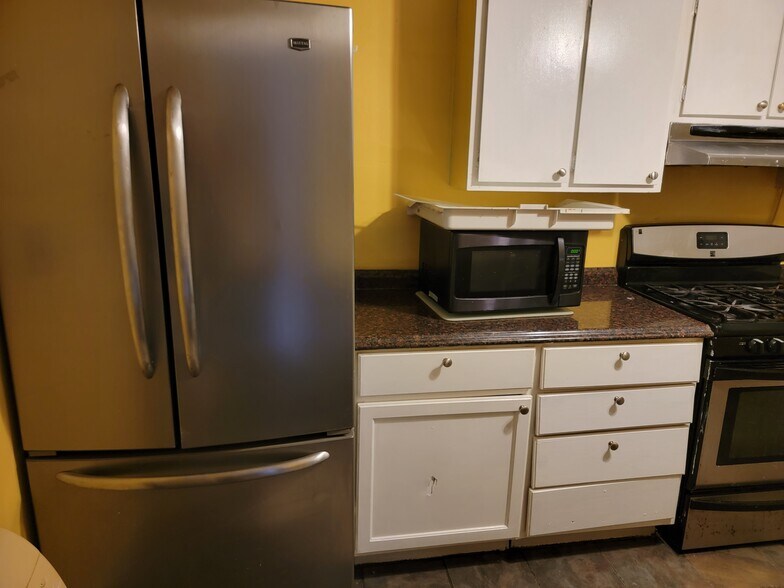 More Photos Of 418 Central Dr, East Dublin Hotel For Sale