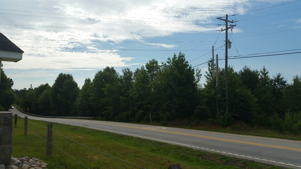 More Photos Of 2121 Farrs Bridge Rd, Easley Warehouse For Sale