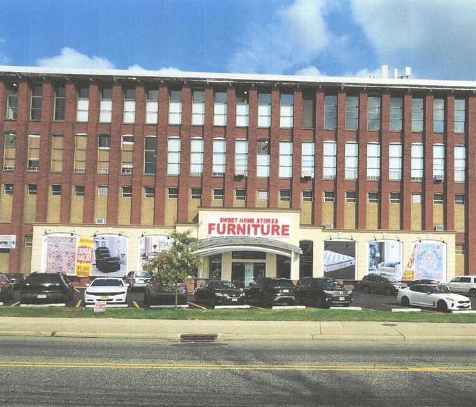 Primary Photo Of 1500 Main Ave, Clifton Showroom For Lease