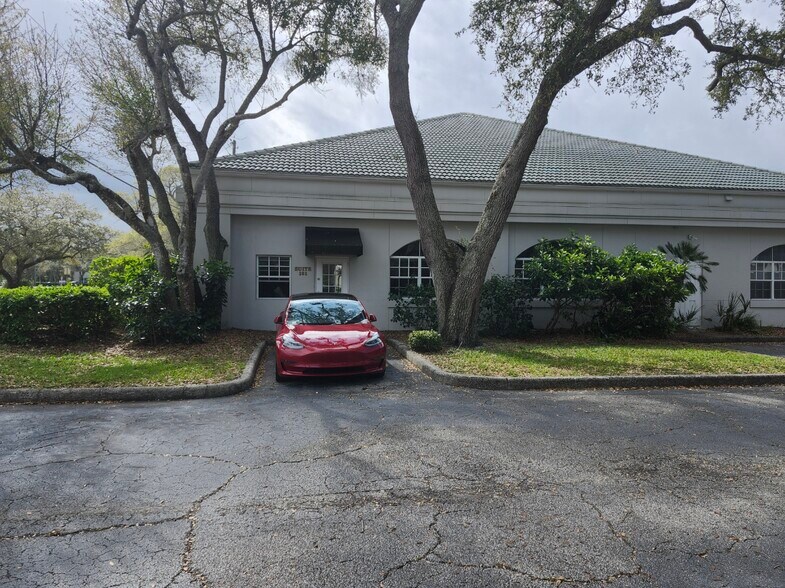 More Photos Of 1676 W Hibiscus Blvd, Melbourne Medical For Lease