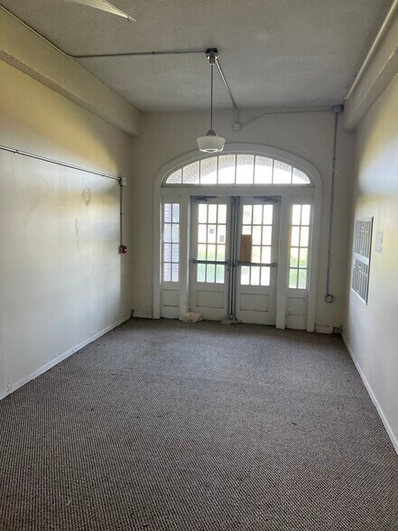 More Photos Of 205 S School Ave, Mahaska Apartments For Sale