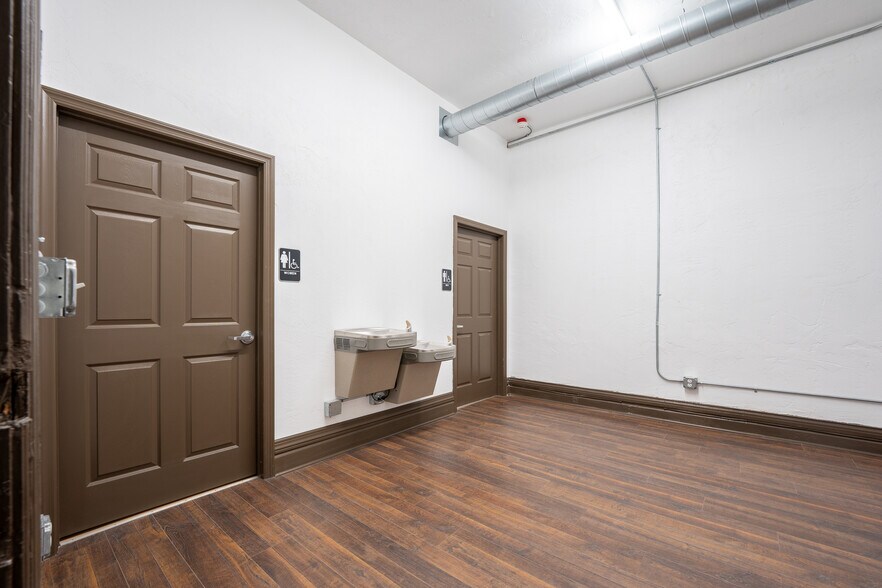 More Photos Of 41 N Main St, Greensburg Office For Sale