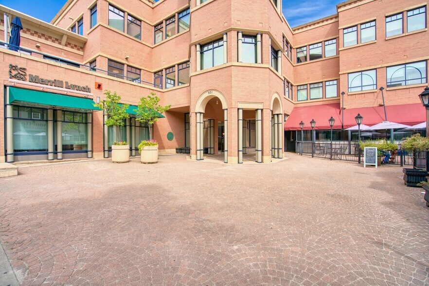 Primary Photo Of 921 Walnut St, Boulder Office For Lease