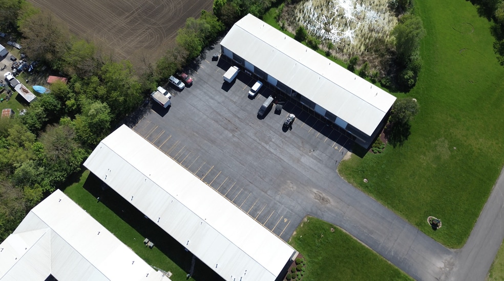 More Photos Of 14611 W Edison Dr, New Lenox Warehouse For Lease