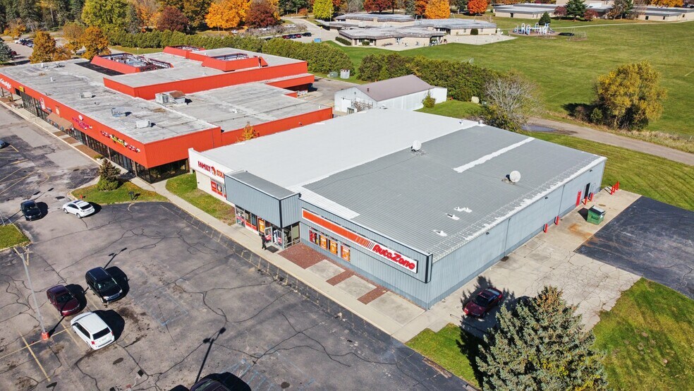 More Photos Of 9091-9099 Old Us Highway 31, Berrien Springs Freestanding For Sale