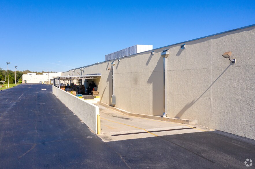 More Photos Of 3040 Dyer Blvd, Kissimmee Unknown For Lease