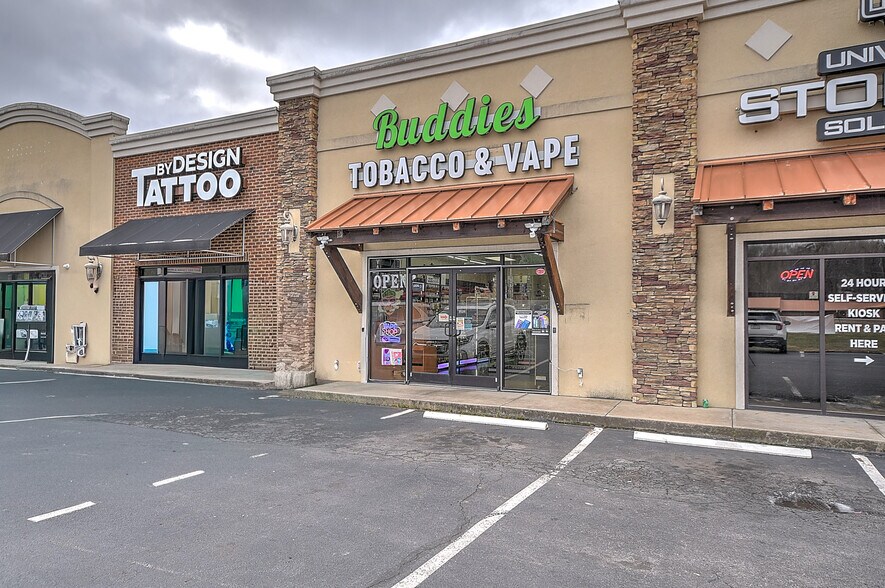 More Photos Of 1201 Highway 19E, Elizabethton Storefront Retail Office For Sale
