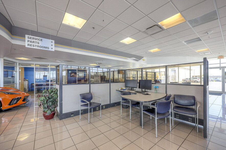 More Photos Of 3921 Frederick Ave, Saint Joseph Freestanding For Sale