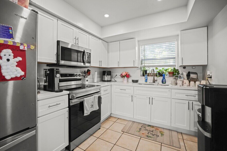More Photos Of 7108 S Kissimmee St, Tampa Multifamily For Sale