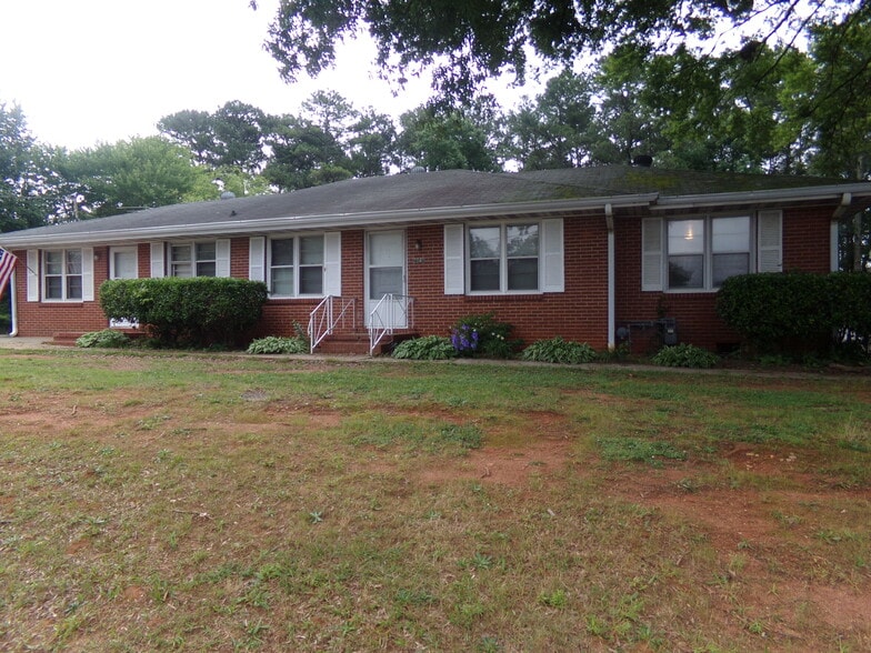 Primary Photo Of 2041 Austell Rd SE, Marietta Apartments For Sale