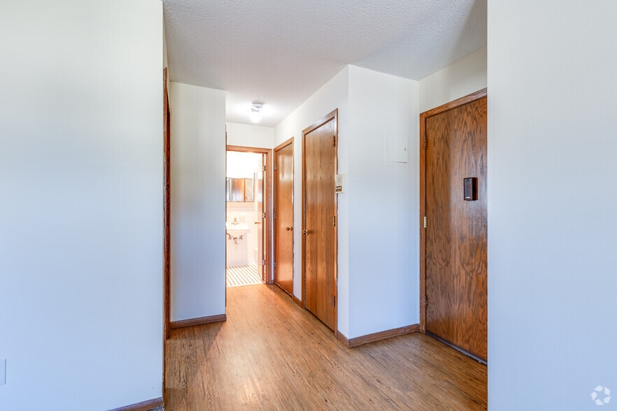 More Photos Of 3554 17th Ave S, Minneapolis Apartments For Sale