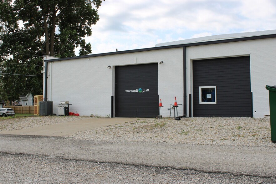 More Photos Of 150 W Clinton St, Danville Light Distribution For Sale