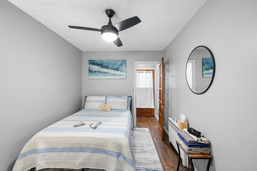 More Photos Of 201 3rd St, Fairport Harbor Hospitality For Sale