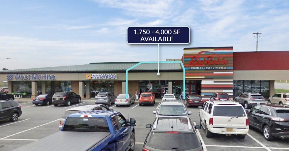 More Photos Of 21082 Pioneer Plaza Dr, Watertown Unknown For Lease