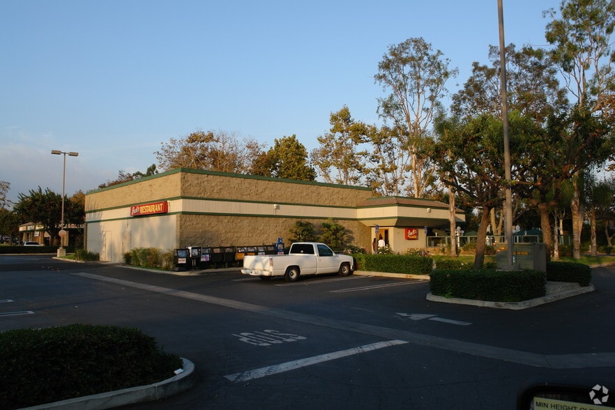 More Photos Of 13357 South St, Cerritos General Retail For Lease