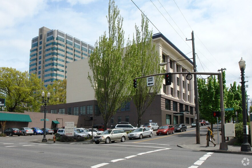 More Photos Of 525 NE Oregon St, Portland Office For Lease