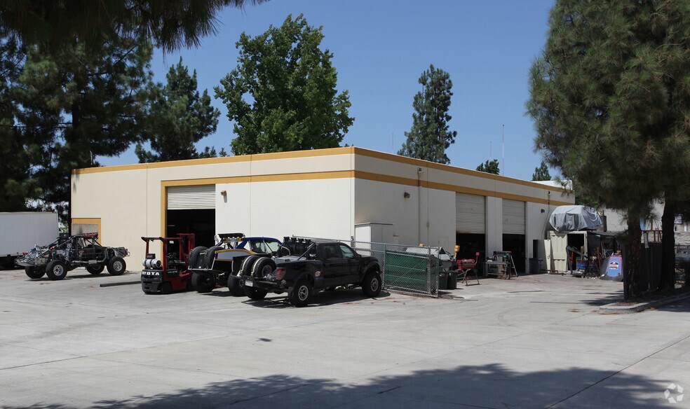 More Photos Of 9419 Abraham Way, Santee Warehouse For Lease
