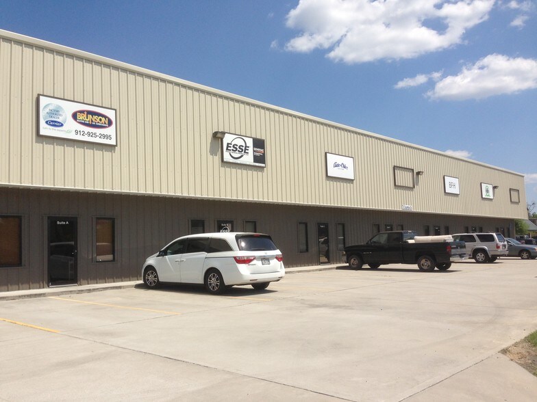 More Photos Of 78 Columbia Dr, Pooler Light Manufacturing For Lease