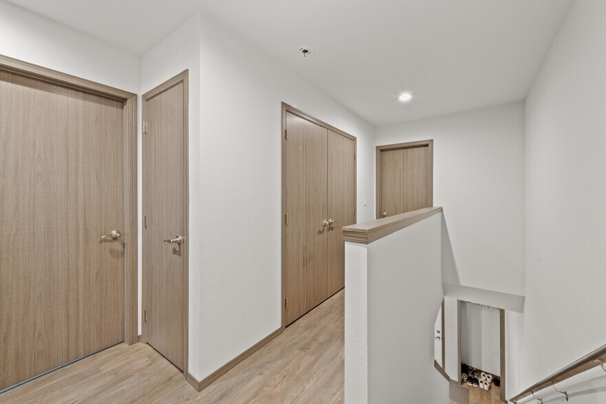 More Photos Of 419 E E St, Deer Park Multifamily For Sale