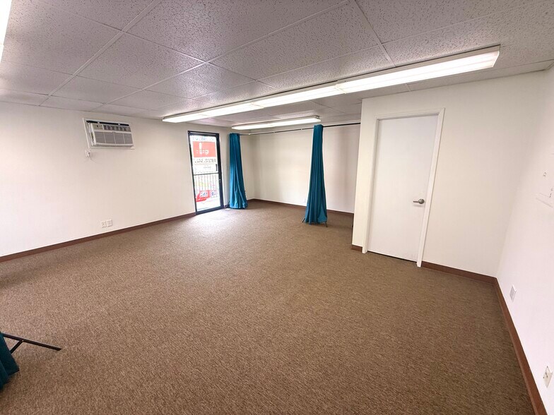 More Photos Of 1354 N Coast Hwy 101, Encinitas Office For Lease