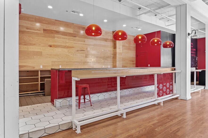 More Photos Of 332 E 1st St, Tulsa Restaurant For Lease