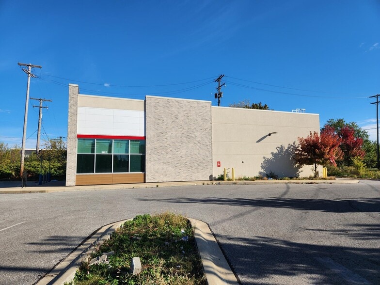 More Photos Of 6401 Broadway Ave, Cleveland Drugstore For Lease