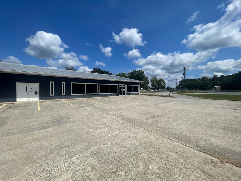 More Photos Of 260 John C Calhoun Dr, Orangeburg Self Storage For Lease