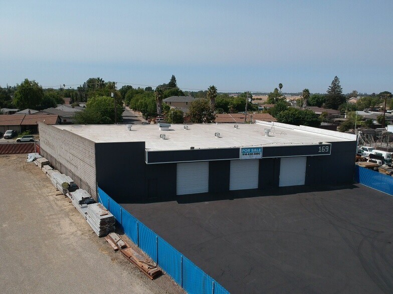 More Photos Of 169 Otto Cir, Sacramento Service For Sale