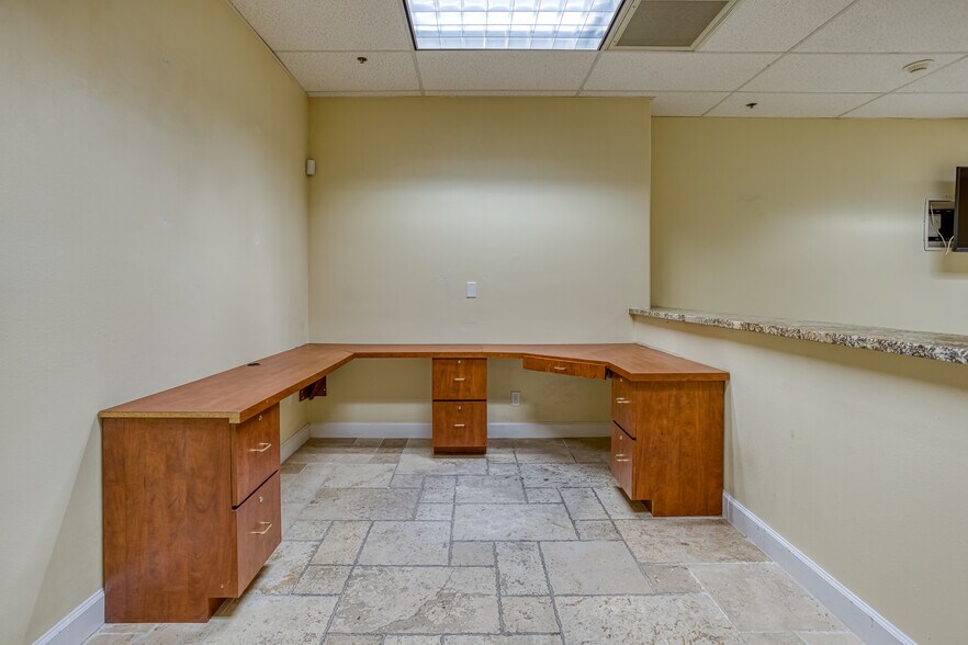 More Photos Of 732 S 6th St, Las Vegas Loft Creative Space For Lease