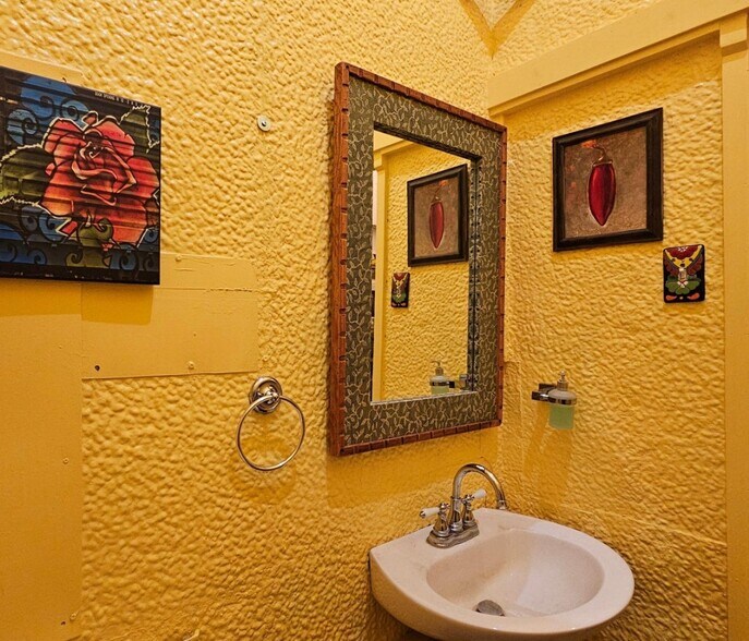 More Photos Of 79 Main St, Bisbee Storefront For Sale