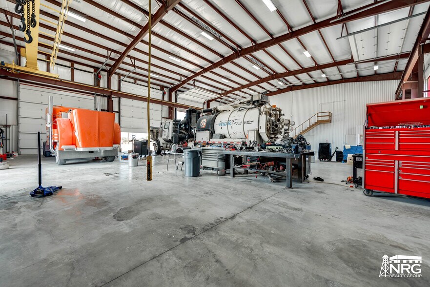 More Photos Of 5100 FM 715, Midland Warehouse For Sale