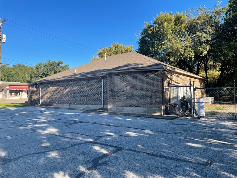 More Photos Of 1020-1030 Sylvania, Fort Worth Land For Sale