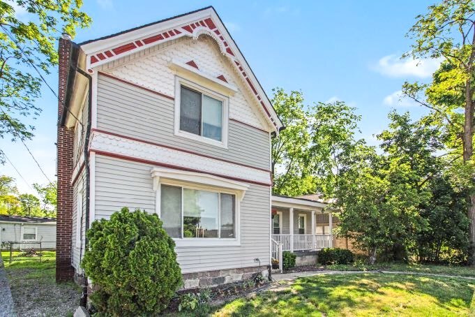 More Photos Of 33614 Grand River Ave, Farmington Apartments For Sale