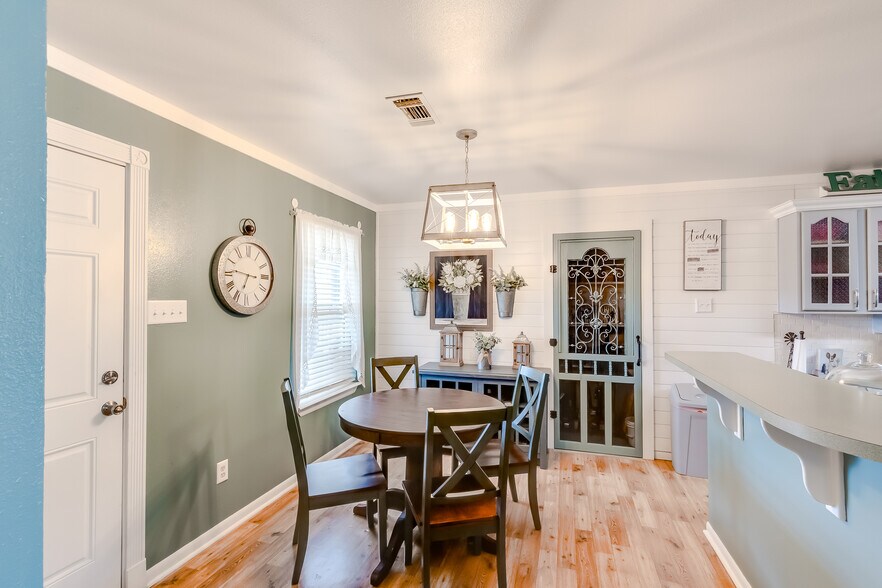 More Photos Of 200 King Ranch Rd, Gatesville Specialty For Sale