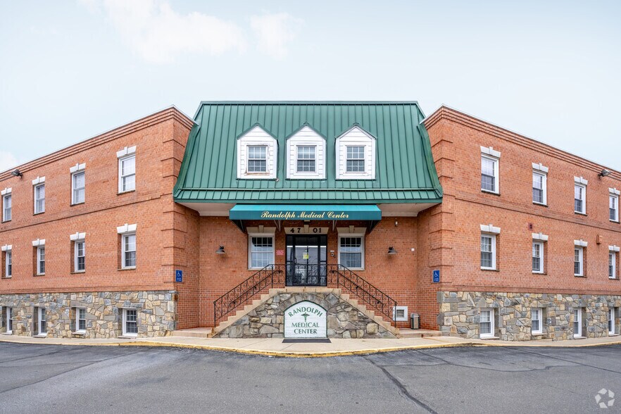 More Photos Of 4701 Randolph Rd, Rockville Medical For Lease