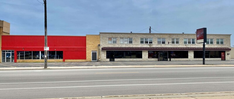 More Photos Of 2005-2051 Lathrop Ave, Racine Storefront For Lease