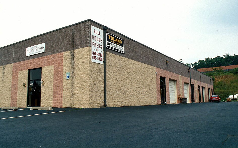 More Photos Of 230 Gateway Dr, Bel Air Light Manufacturing For Sale