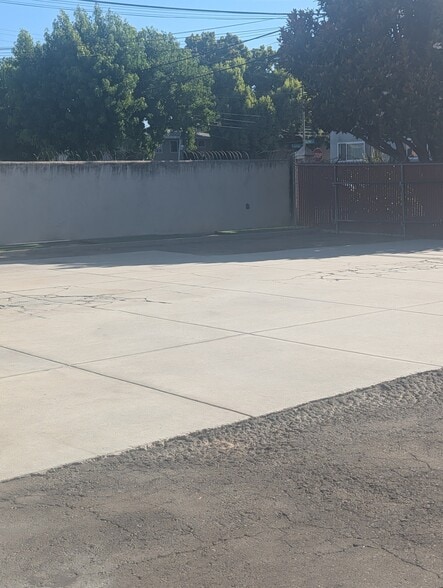 More Photos Of 902 S Bascom Ave, San Jose Industrial For Lease