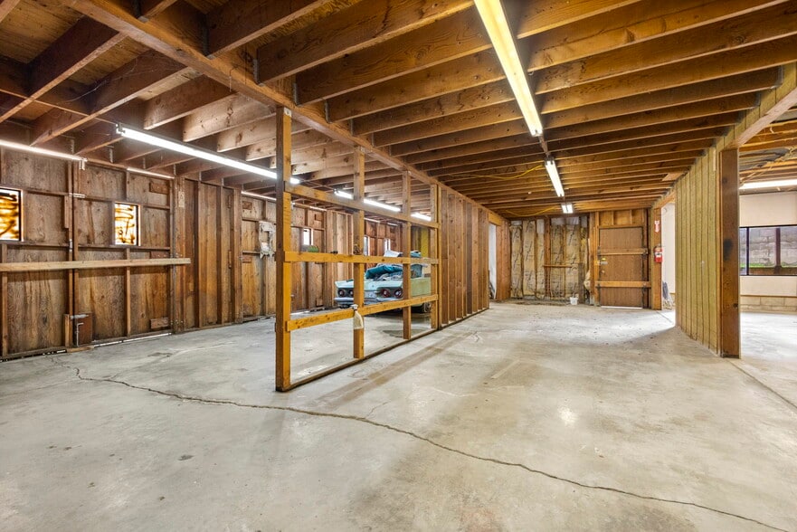 More Photos Of 19478 Village Dr, Sonora Flex For Sale