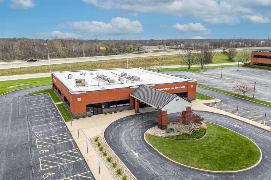 More Photos Of 3 Professional Dr, Alton Office For Lease