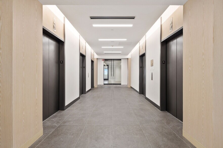 More Photos Of 5080 Spectrum Dr, Addison Office For Lease