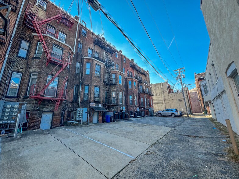 More Photos Of 38-50 W Biddle Baltimore, MD 21201, Baltimore Apartments For Sale