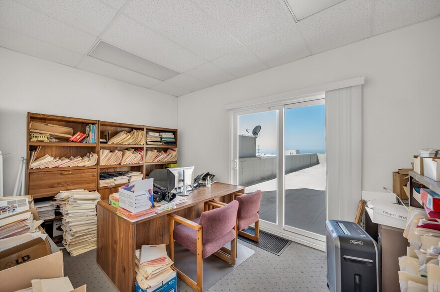 More Photos Of 2301-2323 Noriega St, San Francisco Medical For Sale