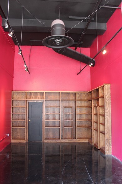 More Photos Of 200-208 N Broadway, Santa Ana Storefront Retail Office For Lease