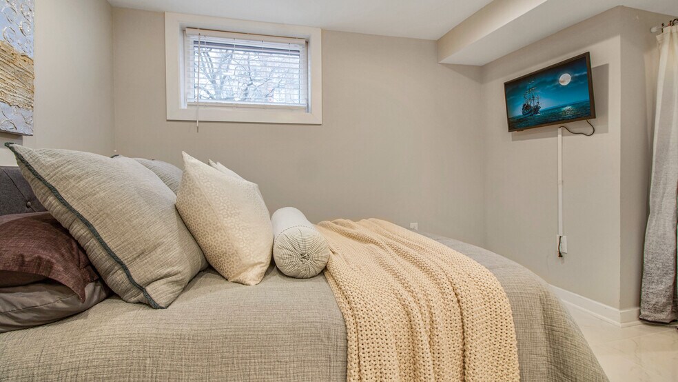 More Photos Of 1414-1416 Pennsylvania Ave SE, Washington Apartments For Sale