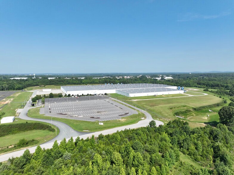 Primary Photo Of 100 Morgan Olson Way, Ringgold Manufacturing For Sale