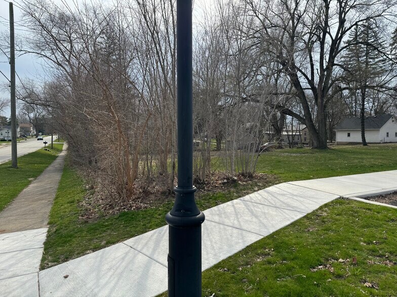 More Photos Of 155 S Madison St, Oswego Land For Sale