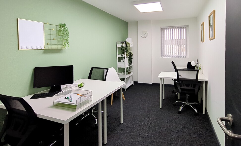 More Photos Of 100 Bayard St, New Brunswick Coworking Space