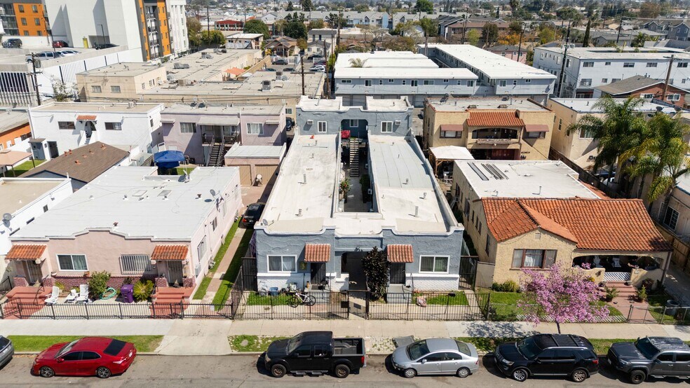 More Photos Of 1136 Hoffman Ave, Long Beach Apartments For Sale